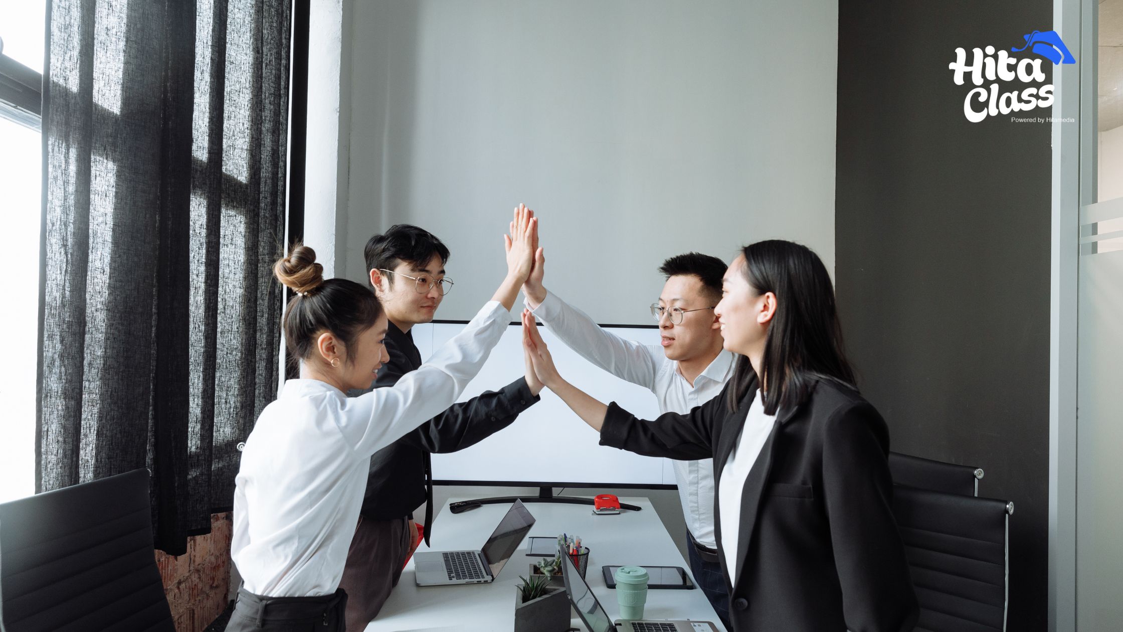 Pelatihan Bikin Website Instan