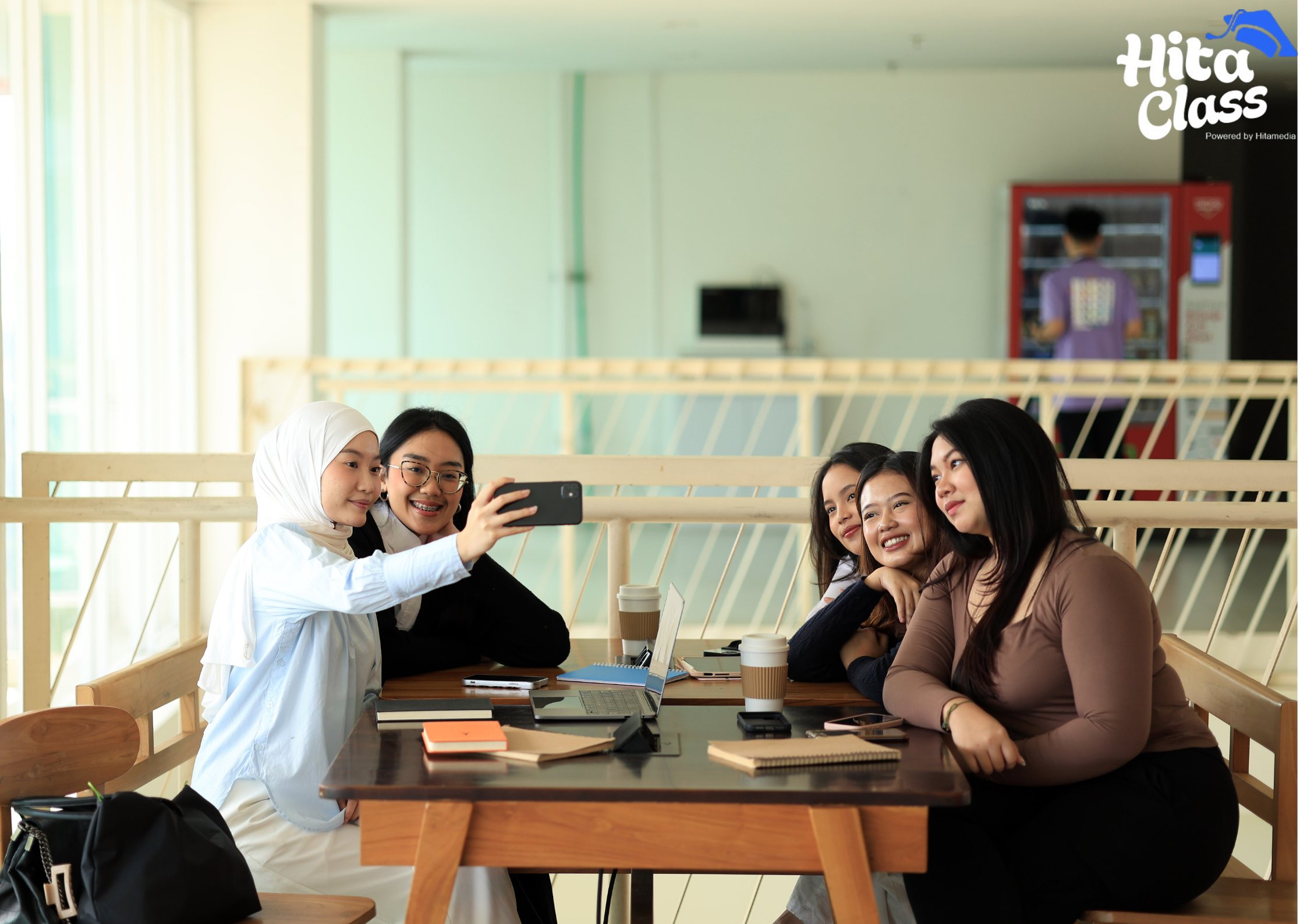 You are currently viewing Belajar Bahasa Inggris di Kelas: Cara Efektif Mengembangkan Kemampuan Bahasa Secara Terarah